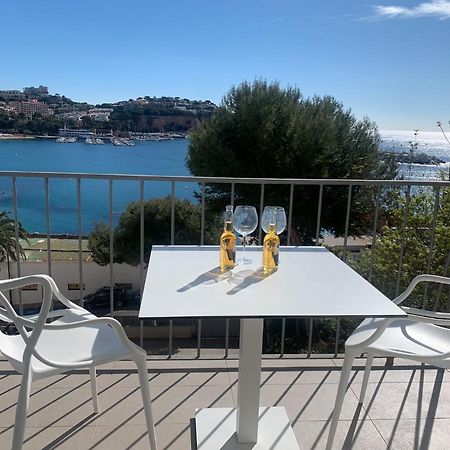 Magnific Apartament A Primera Linia De Mar Sant Feliu de Guixols Bagian luar foto