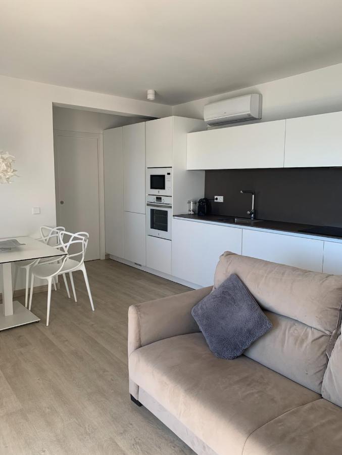 Magnific Apartament A Primera Linia De Mar Sant Feliu de Guixols Bagian luar foto