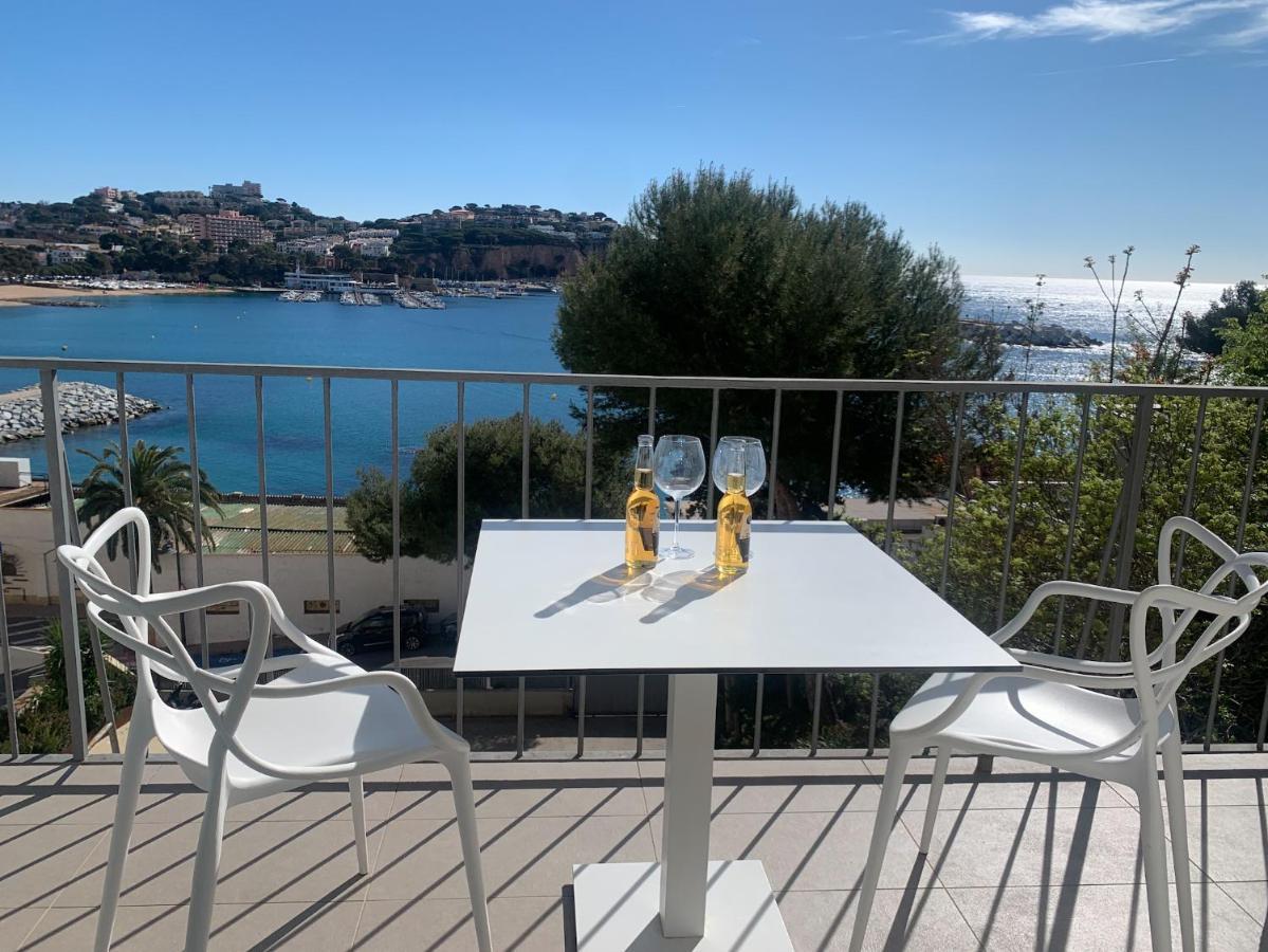 Magnific Apartament A Primera Linia De Mar Sant Feliu de Guixols Bagian luar foto